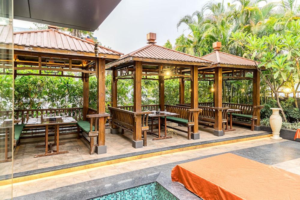 Treebo Premium Grand Emerald Pimpri-Chinchwad Экстерьер фото