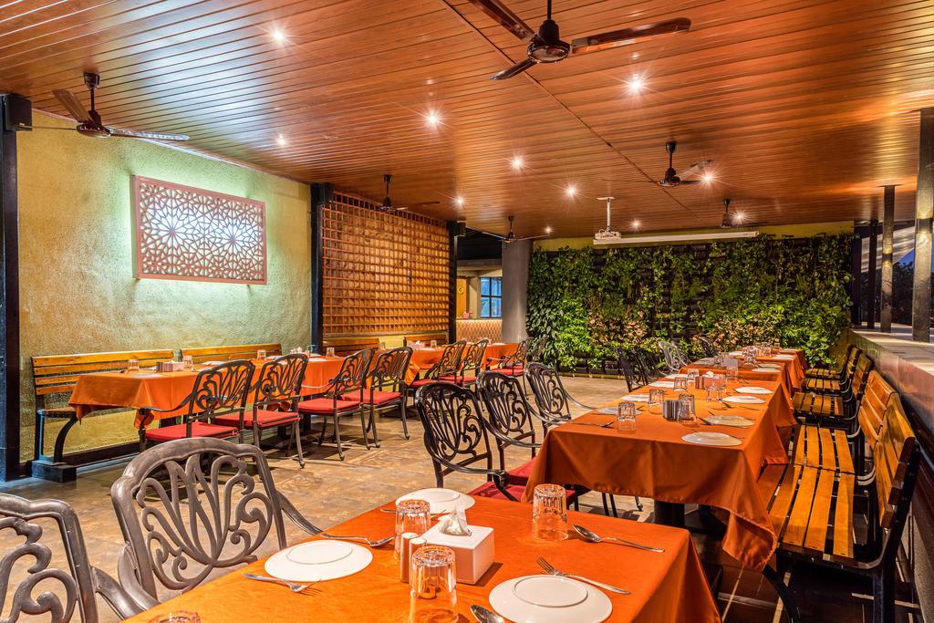 Treebo Premium Grand Emerald Pimpri-Chinchwad Экстерьер фото