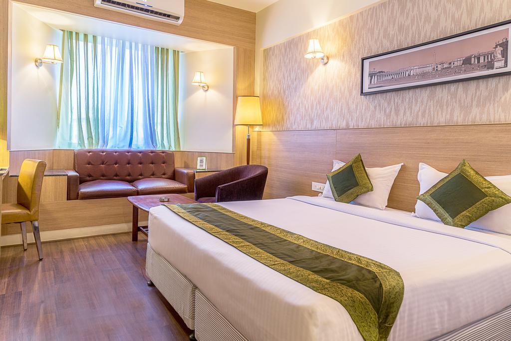 Treebo Premium Grand Emerald Pimpri-Chinchwad Экстерьер фото