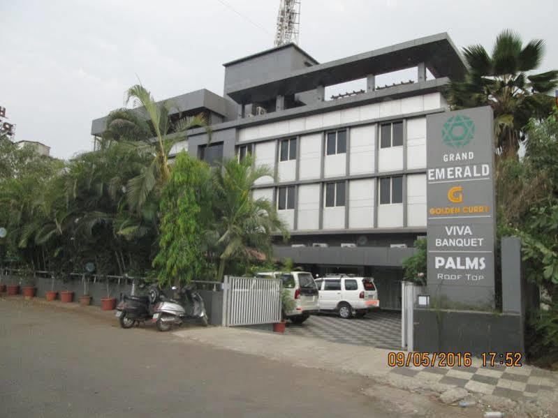Treebo Premium Grand Emerald Pimpri-Chinchwad Экстерьер фото