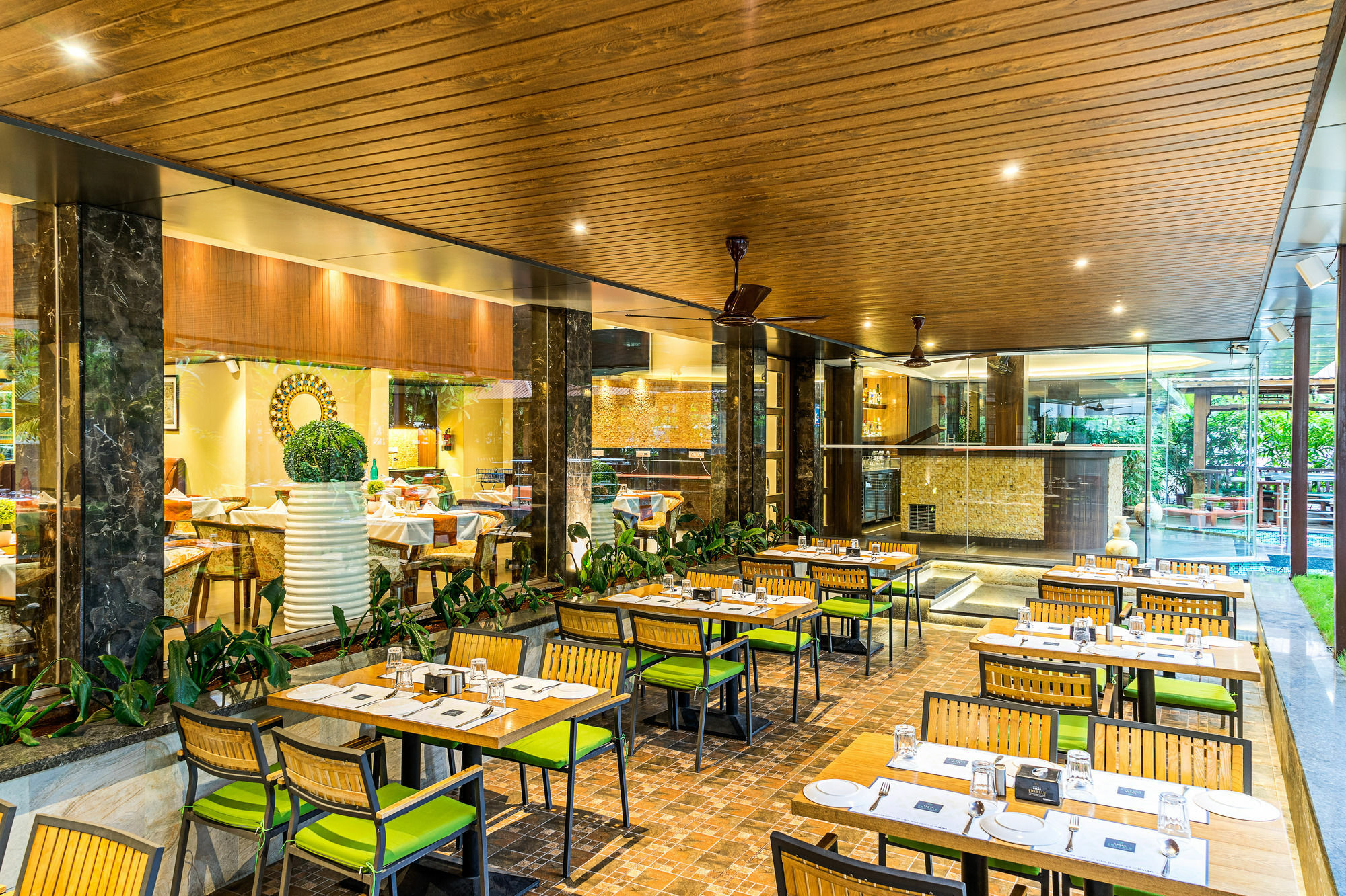 Treebo Premium Grand Emerald Pimpri-Chinchwad Экстерьер фото